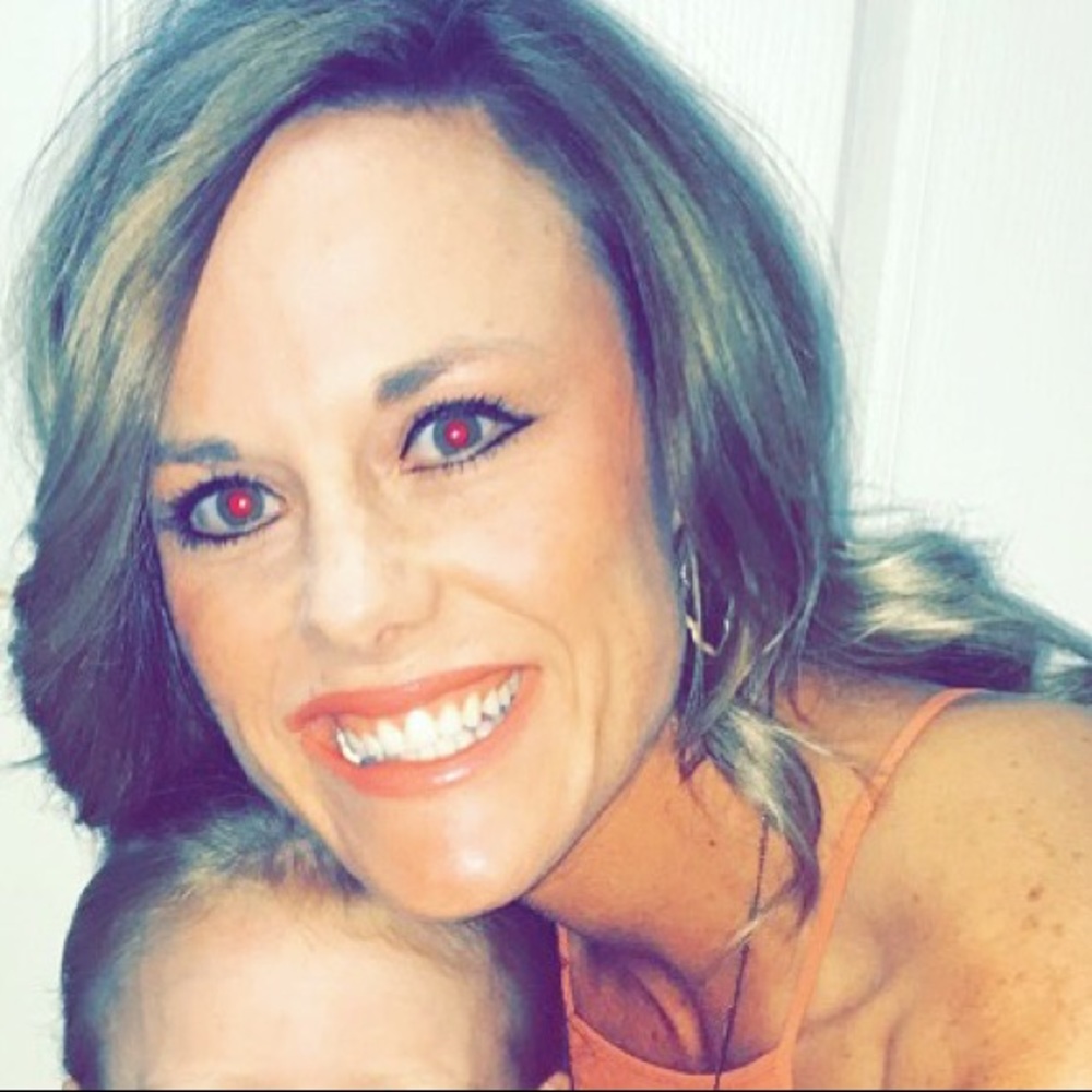 Meet your Posher, Courtney